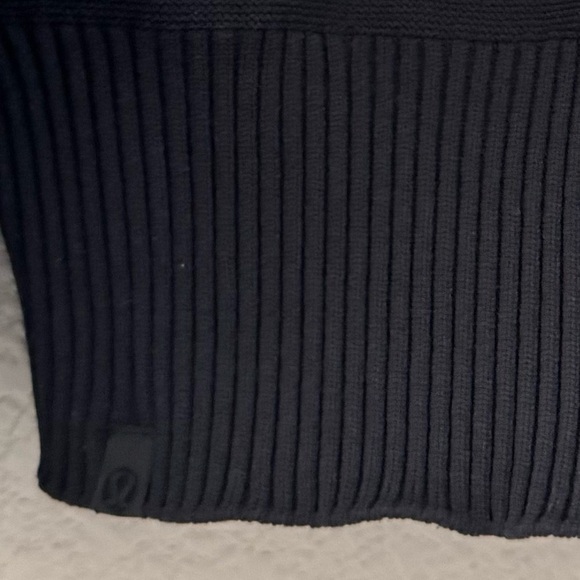 Lululemon All Around Crewneck Sweater Pullover Black Athleisure Casual Sporty 8 - Picture 12 of 14